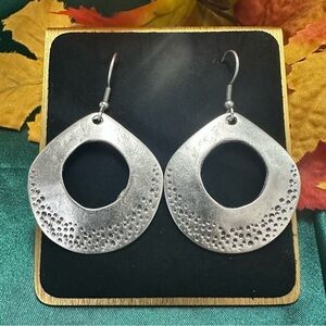 Boho Silver Plated Hammered Earrings – Open Circle Dangle Jewelry NWT